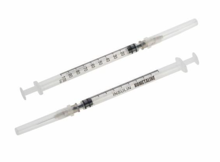 фото упаковки Kometaline Шприц трехкомпонентный инсулиновый с надетой иглой