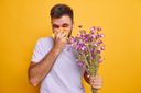 Аллергия на букеты и комнатные цветы: симптомы и причины