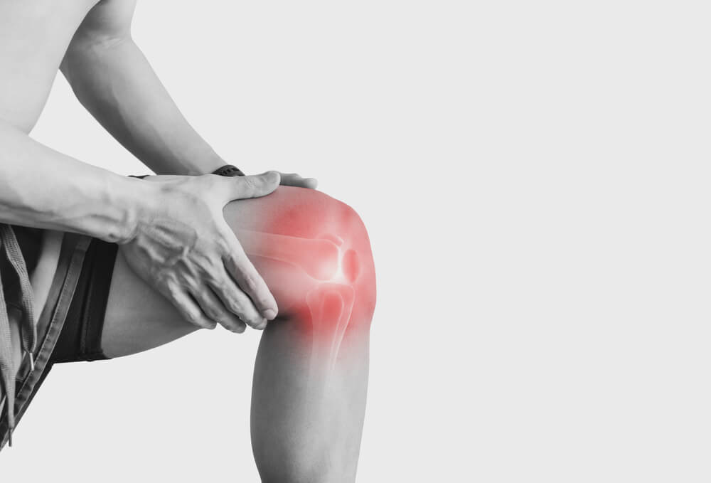 После бега жутко болят колени. В чем причина и что делать? | Клиника Рассвет