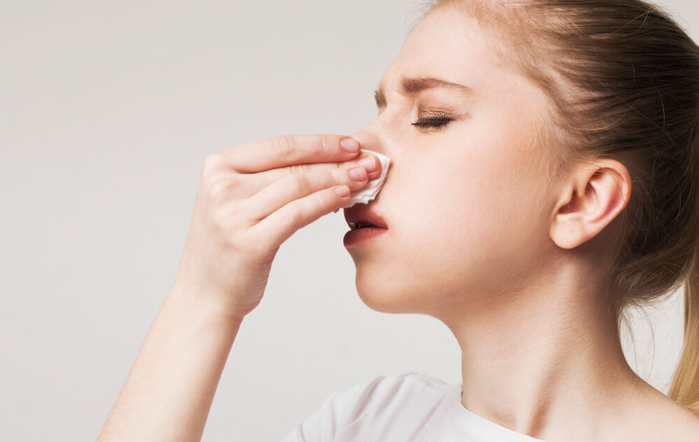 Почему каждое утро идет кровь из носа: причины и способы предотвращения