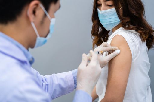 Вакцинация и ее важность для общественного здоровья